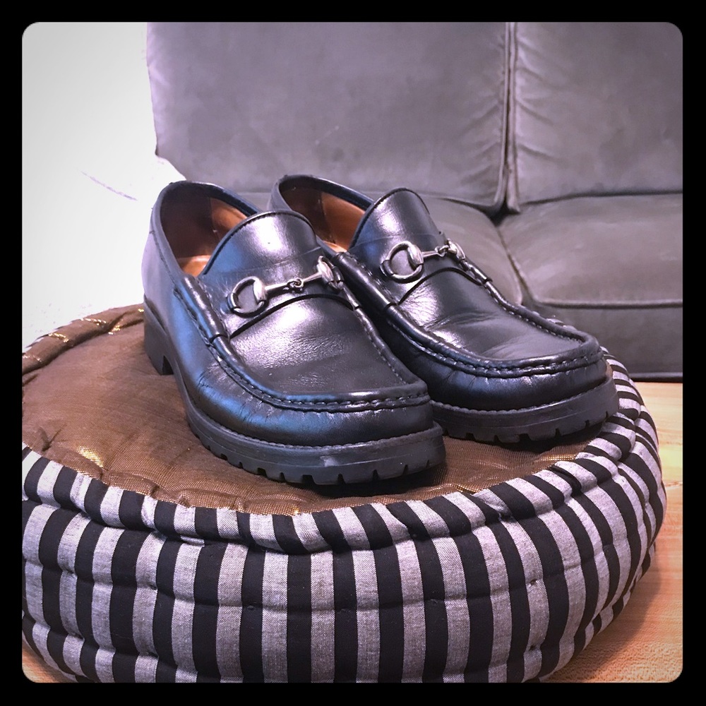 Classic Gucci horsebit black leather loafers